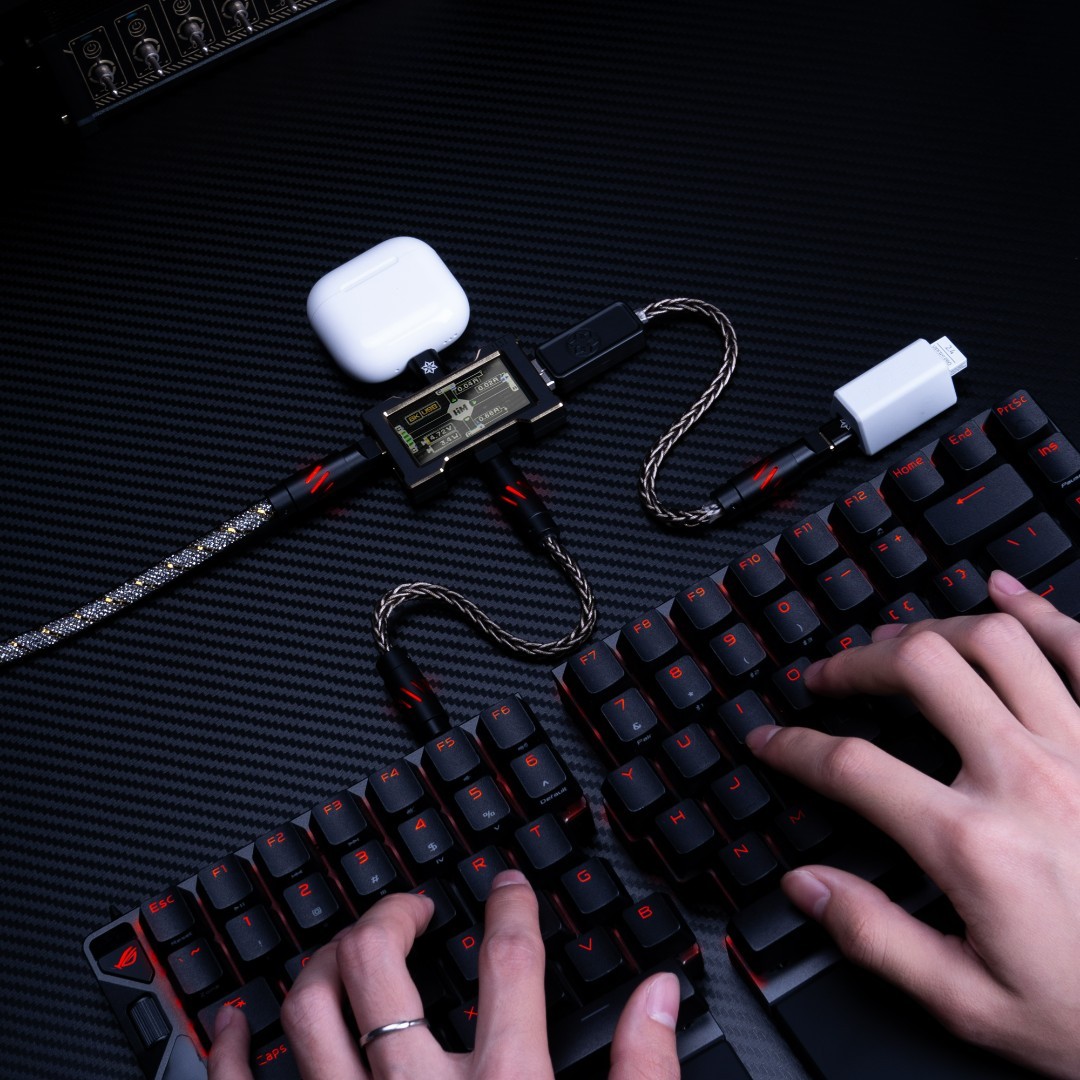Custom HMHub Co-Branded Esport - đánh giá và giá Gaming Keyboard Brand